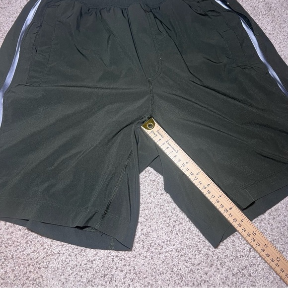 Lululemon Olive Green, Long Size Men's Large Lined Spandex Athletic shorts - Picture 4 of 7